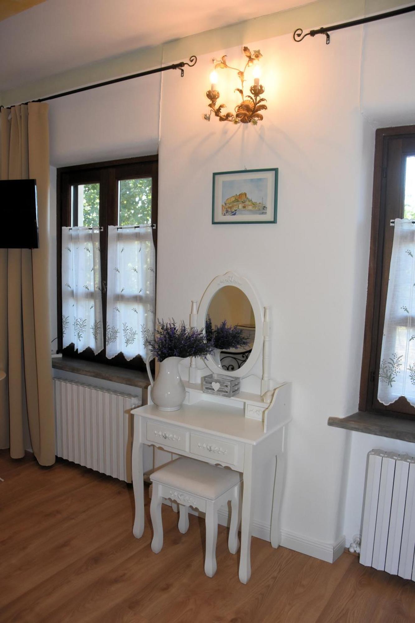 Guest House La Carolina Tigliole Экстерьер фото