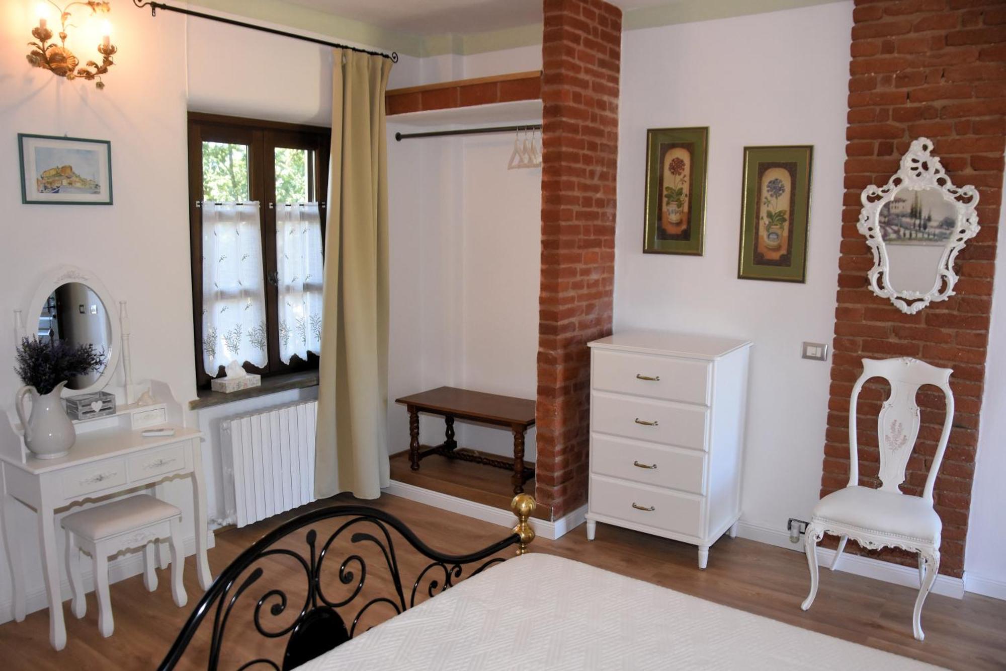 Guest House La Carolina Tigliole Экстерьер фото